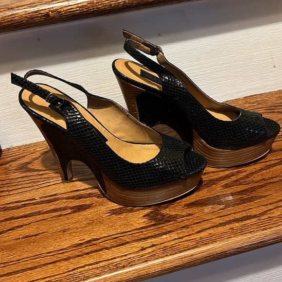 STEVE MADDEN LUXE womens sandals size 6 - Picture 2 of 8